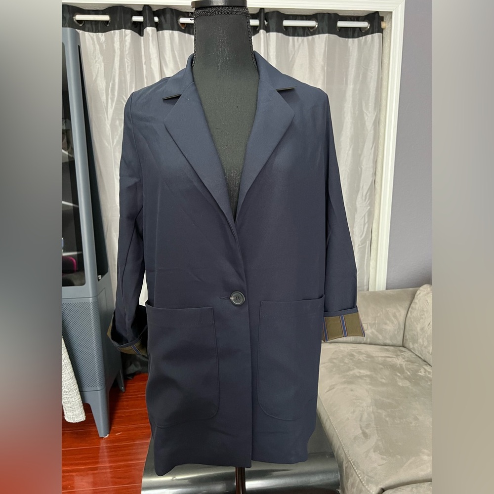 Blazer - Picture 3 of 7